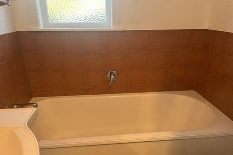Photo of property in 24 Croydon Road, New Lynn, Auckland, 0600
