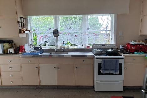 Photo of property in 303a Waiwhetu Road, Fairfield, Lower Hutt, 5011