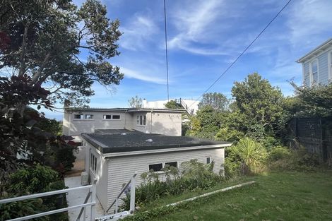 Photo of property in 127 Upland Road, Kelburn, Wellington, 6012