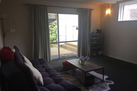 Photo of property in 62 Stott Avenue, Birkdale, Auckland, 0626