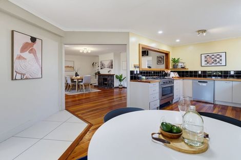 Photo of property in 1 Maxwells Line, Awapuni, Palmerston North, 4412