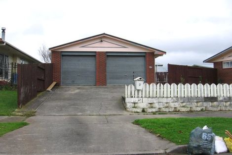 Photo of property in 2 Cumberland Place, Kelvin Grove, Palmerston North, 4414