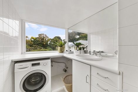 Photo of property in Ambassador Flats, 6/7 Maurice Terrace, Te Aro, Wellington, 6011