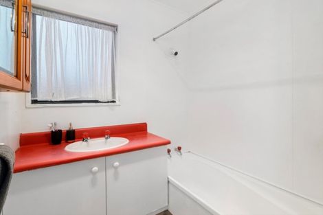 Photo of property in 51 Fairview Road, Western Heights, Rotorua, 3015