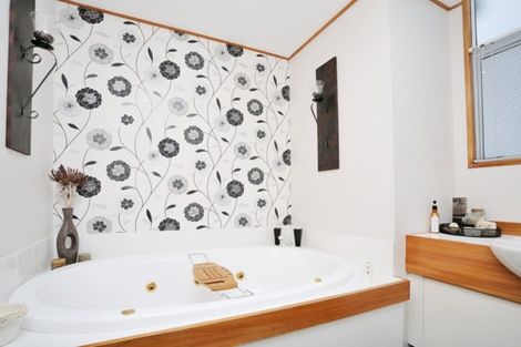 Photo of property in 96 Terrace Street, Rosedale, Invercargill, 9810