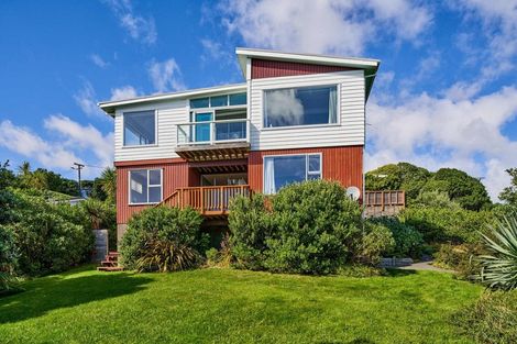 Photo of property in 58 Kiriwai Road, Paremata, Porirua, 5024