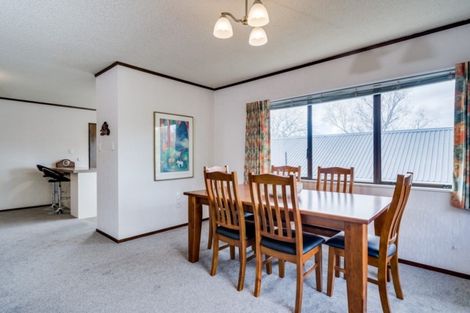 Photo of property in 2/237 Fifteenth Avenue, Tauranga South, Tauranga, 3112