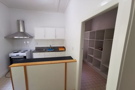 Photo of property in 2/37 Wilton Road, Wadestown, Wellington, 6012