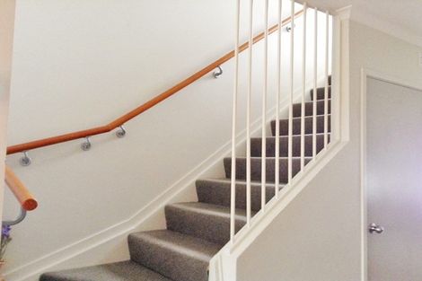 Photo of property in 4 Barnea Circle, Glen Eden, Auckland, 0602