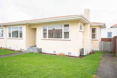 Photo of property in 4/347 Botanical Road, West End, Palmerston North, 4412