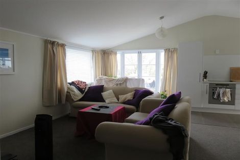 Photo of property in 2/46 Gulf View Road, Murrays Bay, Auckland, 0630