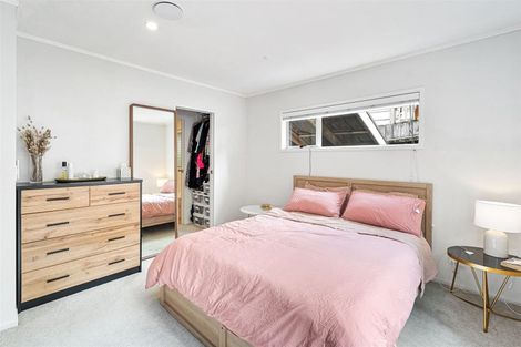 Photo of property in 3/14 Vonnell Place, Birkdale, Auckland, 0626