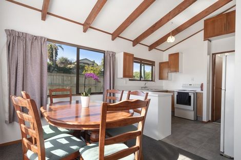 Photo of property in 94 Resolution Road, Welcome Bay, Tauranga, 3112