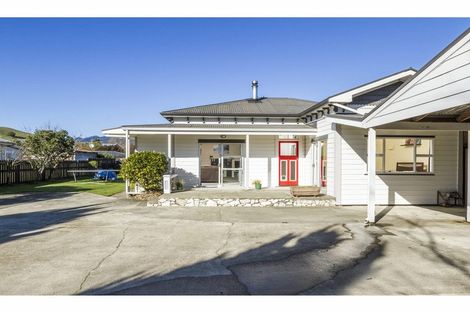 Photo of property in 84 Whitby Road, Wakefield, 7025