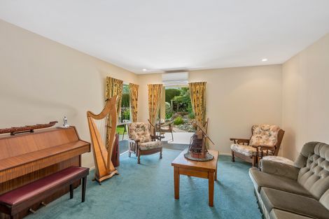 Photo of property in 9 Enticott Place, Huntsbury, Christchurch, 8022