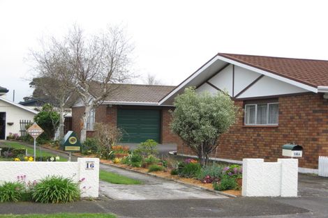Photo of property in 14 Tokomaru Street, Welbourn, New Plymouth, 4312