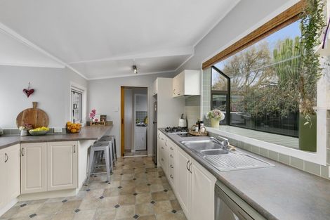 Photo of property in 9 Epuni Street, Hutt Central, Lower Hutt, 5011