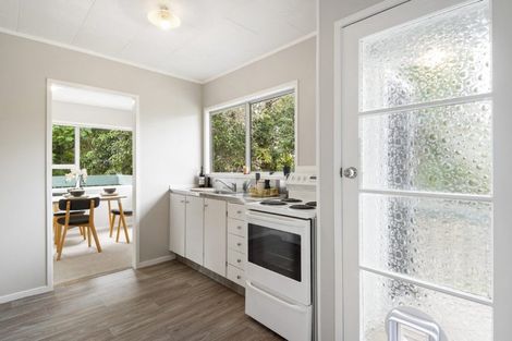 Photo of property in 98 Spinella Drive, Bayview, Auckland, 0629