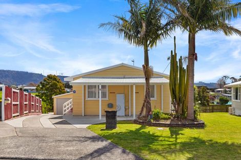 Photo of property in 11 Gray Avenue, Te Puke, 3119