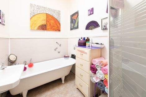 Photo of property in 28 Lawrence Street, East Gore, Gore, 9710