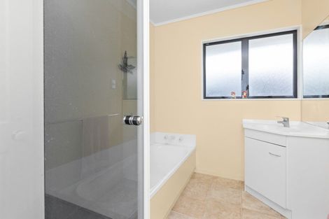 Photo of property in 18 Mission Road, Greenmeadows, Napier, 4112