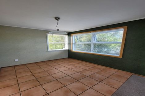 Photo of property in 79 Lauderdale Road, Birkdale, Auckland, 0626