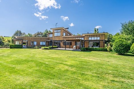 Photo of property in 69 Clevedon Kawakawa Road, Clevedon, Papakura, 2585