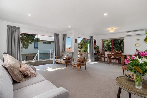 Photo of property in 376 Papamoa Beach Road, Papamoa Beach, Papamoa, 3118