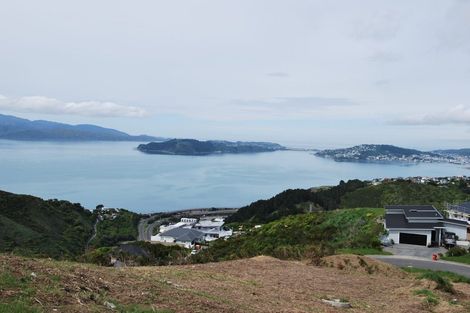 Photo of property in 11 Grumman Lane, Newlands, Wellington, 6037