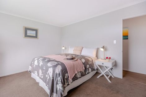 Photo of property in 5 Matthew Street, Waipawa, 4210