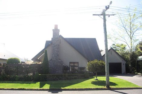 Photo of property in 5 Grosvenor Street, Cambridge, 3434