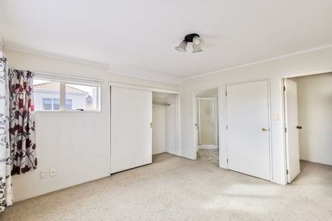 Photo of property in 27b Central Park Drive, Te Atatu South, Auckland, 0610