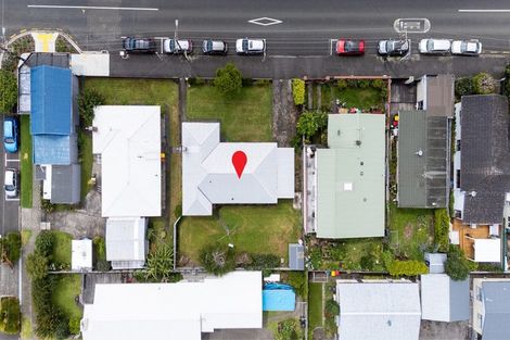 Photo of property in 74 Gover Street, New Plymouth, 4310