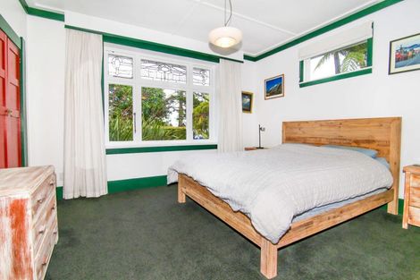 Photo of property in 75 Peel Street, Westport, 7825