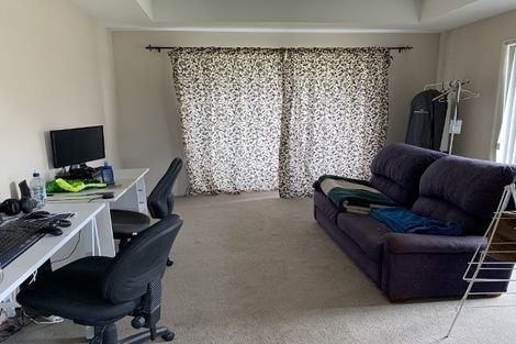 Photo of property in 61 Awatea Street, Ranui, Porirua, 5024