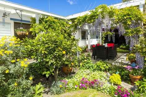 Photo of property in 50a Thackeray Street, Trentham, Upper Hutt, 5018