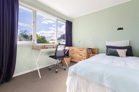Photo of property in 33 Rimu Road, Raumati Beach, Paraparaumu, 5032