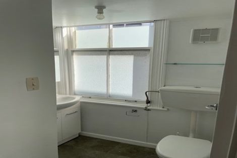 Photo of property in 1/12 Bidwill Street, Mount Cook, Wellington, 6021