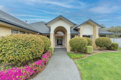 Photo of property in 17 Raungawari Drive, Huntington, Hamilton, 3210