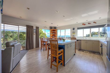 Photo of property in 108 Brunton Crescent, Thames, 3500