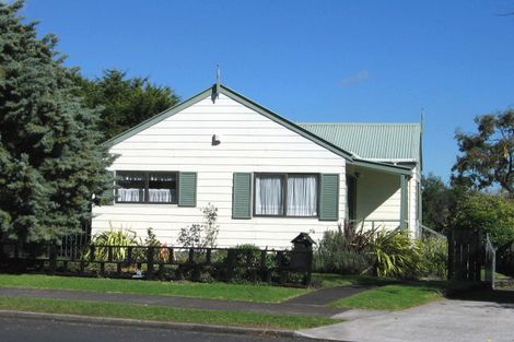 Photo of property in 59 Marendellas Drive, Bucklands Beach, Auckland, 2014