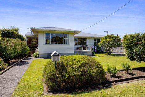 Photo of property in 3 Fyson Place, Hawera, 4610