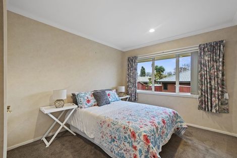 Photo of property in 4 Hunt Grove, Leamington, Cambridge, 3432