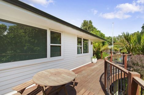 Photo of property in 7 Christopher Way, Paparangi, Wellington, 6037