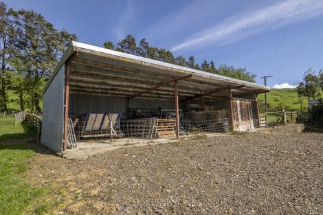 Photo of property in 2472 Opaki Kaiparoro Road, Eketahuna, 4994