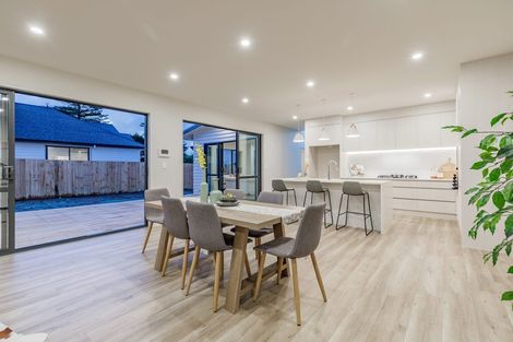 Photo of property in 7 Dida Park Drive, Kumeu, 0810