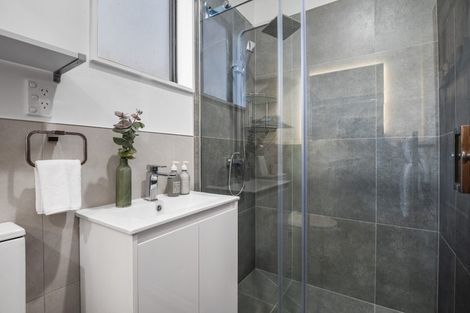 Photo of property in 31 Arabi Street, Sandringham, Auckland, 1041