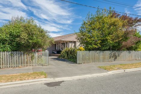Photo of property in 35 Landy Street, Dallington, Christchurch, 8061