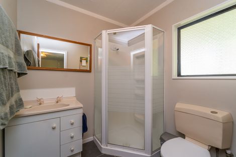 Photo of property in 247 Belvedere Road, Carterton, 5713