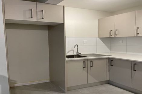 Photo of property in 18 Newstead Avenue, Browns Bay, Auckland, 0632